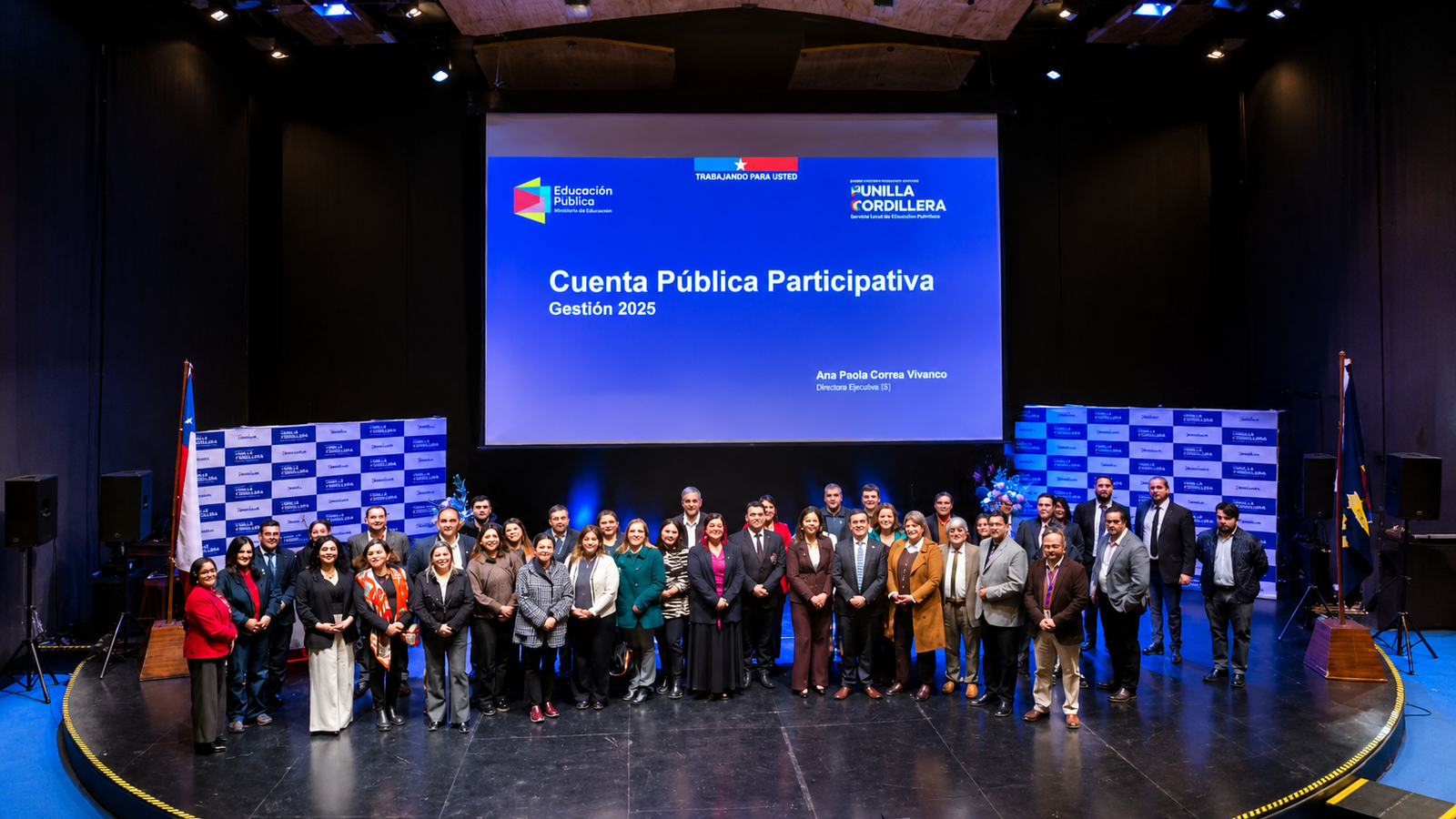 Asistentes de la educación reunidos en asamblea nacional FENADEP